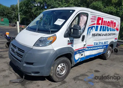 2017 Ram Promaster 1500 Low Roof 136 Wb z USA, uszkodzony, nr VIN 3C6TRVAG0HE552507